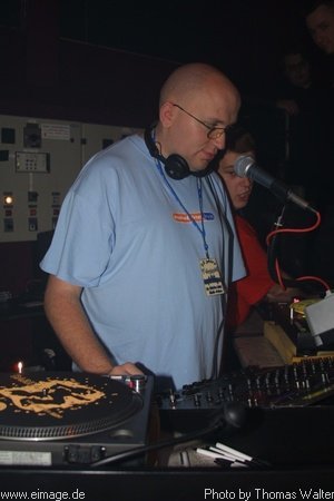 Tommy the Klubbingman 20 Years of Deejaying am 02.10.2001 - img_5474.jpg - eimage.de - Event Fotos 