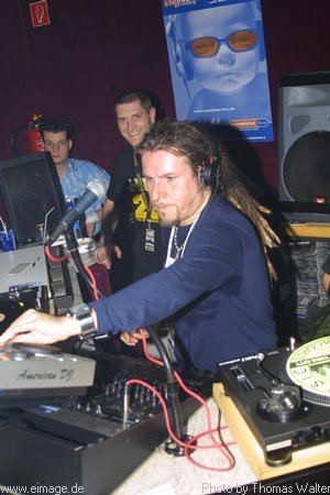 Tommy the Klubbingman 20 Years of Deejaying am 02.10.2001 - img_5578.jpg - eimage.de - Event Fotos 