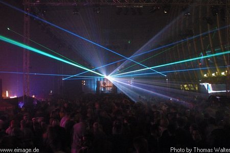 Time Warp in Hannover am 24.11.2001 - img_0688.jpg - eimage.de - Event Fotos 