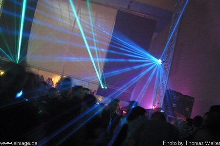 Time Warp in Hannover am 24.11.2001 - img_0742.jpg - eimage.de - Event Fotos 