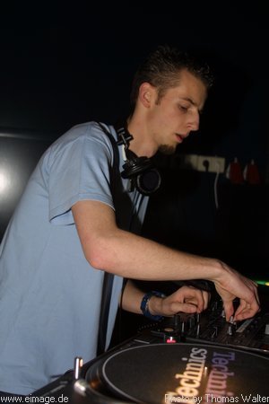 Felix Krcher aka DJ Bundesschranzler Birthdayparty im Madision Neustadt am 21.12.2001 - img_2524.jpg - eimage.de - Event Fotos 