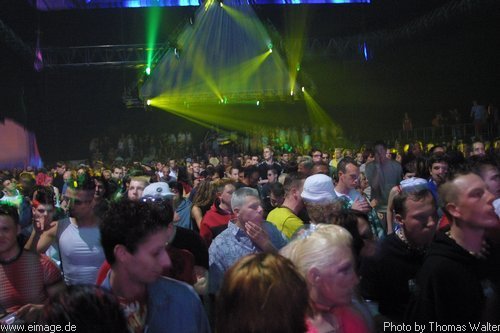Time Warp 2002 in Mannheim am 06.04.2002 - img_9431.jpg - eimage.de - Event Fotos 