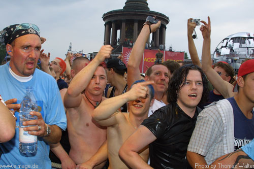 Loveparade in Berlin am 13.07.2002 - img_7770.jpg - eimage.de - Event Fotos 