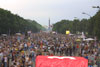 Loveparade in Berlin am 13.07.2002 - img_7915.jpg (Thumbnail) - eimage.de - Event Fotos 