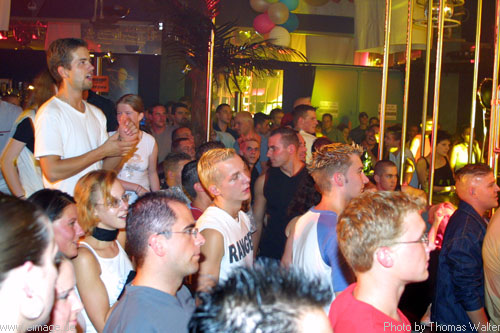 Beachparty Miss Wet-T-Shirt am 27.07.2002 - img_9175.jpg - eimage.de - Event Fotos 
