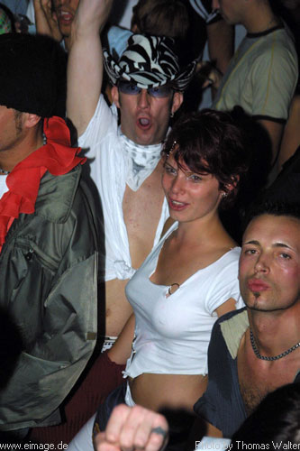 Mainstation-Party zur Street Parade 2002 in Zrich am 10.08.2002 - img_1355.jpg - eimage.de - Event Fotos 