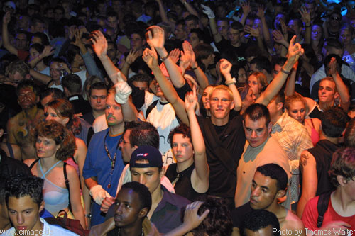 Mainstation-Party zur Street Parade 2002 in Zrich am 10.08.2002 - img_1557.jpg - eimage.de - Event Fotos 