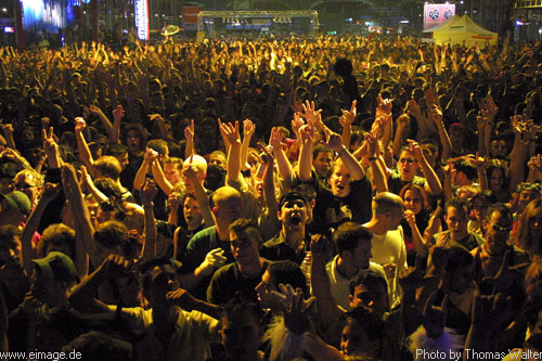 Mainstation-Party zur Street Parade 2002 in Zrich am 10.08.2002 - img_1589.jpg - eimage.de - Event Fotos 