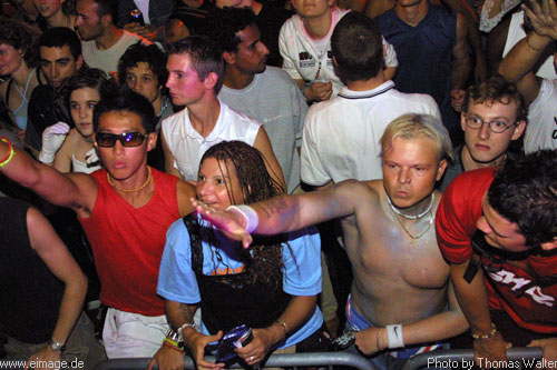 Mainstation-Party zur Street Parade 2002 in Zrich am 10.08.2002 - img_1613.jpg - eimage.de - Event Fotos 