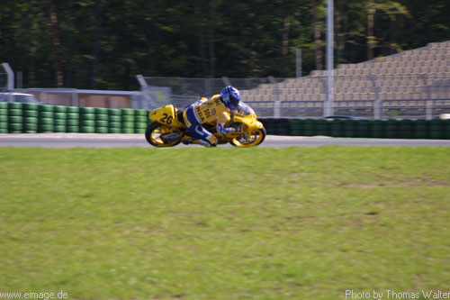 IDM 2002 - 8. Lauf Hockenheimring (Zeittraining) am 28.09.2002 - img_6008.jpg - eimage.de - Event Fotos 