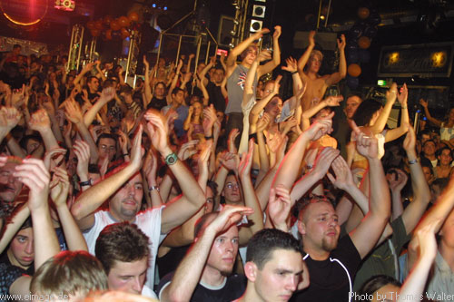 Sunshine Live - Radio Revolution am 02.11.2002 - img_9412.jpg - eimage.de - Event Fotos 