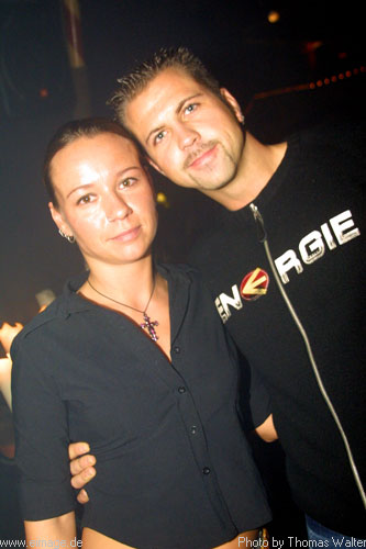 MaxiMal B-Day im Live-Music-Circus Kthen am 09.11.2002 - img_0290.jpg - eimage.de - Event Fotos 