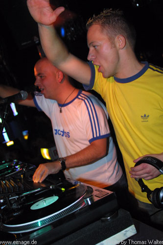 Starsplash - Frank Tunes - Birthday Party am 07.12.2002 - img_1518.jpg - eimage.de - Event Fotos 