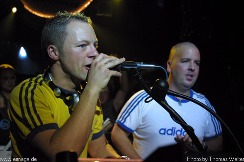 Starsplash - Frank Tunes - Birthday Party am 07.12.2002 - img_1790.jpg - eimage.de - Event Fotos 