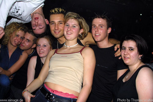 Starsplash - Frank Tunes - Birthday Party am 07.12.2002 - img_1954.jpg - eimage.de - Event Fotos 