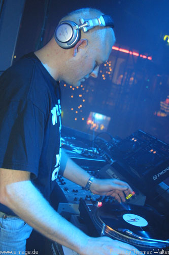 Maximal-Cristmas-Party Musikpark A65 in Kandel am 20.12.2002 - img_2424.jpg - eimage.de - Event Fotos 