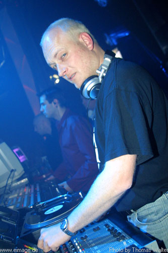 Maximal-Cristmas-Party Musikpark A65 in Kandel am 20.12.2002 - img_2426.jpg - eimage.de - Event Fotos 