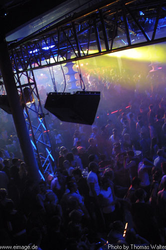 Rhein-Main-Alarm im Soundz in Rdermark am 21.12.2002 - img_2619.jpg - eimage.de - Event Fotos 