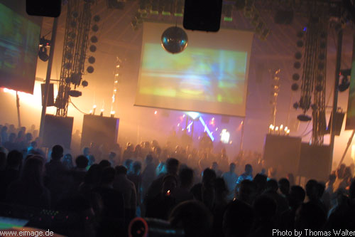 Sven Vth im Live-Music-Circus in Kthen am 23.12.2002 - img_2879.jpg - eimage.de - Event Fotos 