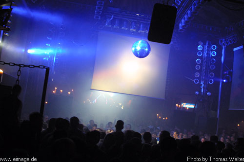 Sven Vth im Live-Music-Circus in Kthen am 23.12.2002 - img_2956.jpg - eimage.de - Event Fotos 