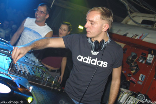 Sven Vth im Live-Music-Circus in Kthen am 23.12.2002 - img_2966.jpg - eimage.de - Event Fotos 