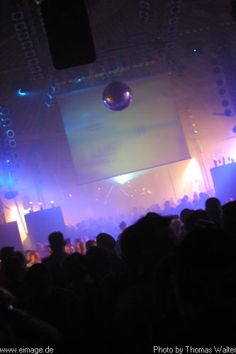 Sven Vth im Live-Music-Circus in Kthen am 23.12.2002 - img_2998.jpg - eimage.de - Event Fotos 