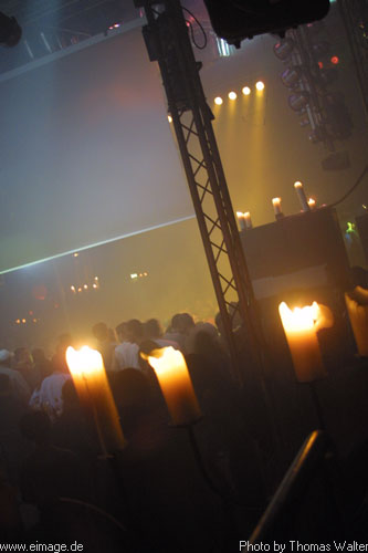 Sven Vth im Live-Music-Circus in Kthen am 23.12.2002 - img_3065.jpg - eimage.de - Event Fotos 