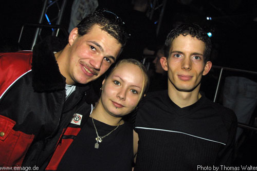 Cosmic Gate aka DJ Bossi am 27.12.2002 - img_3788.jpg - eimage.de - Event Fotos 