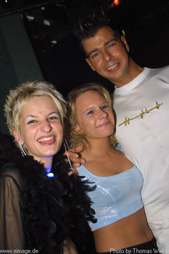 Gogo Inferno am 11.01.2003 - img_4970.jpg - eimage.de - Event Fotos 