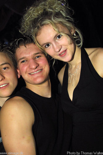 Gogo Inferno am 11.01.2003 - img_5046.jpg - eimage.de - Event Fotos 