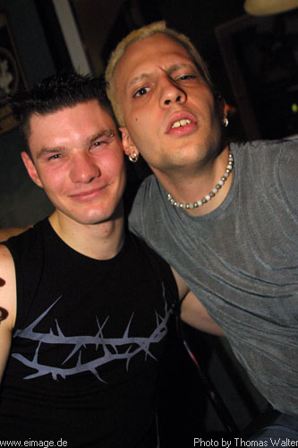 Gogo Inferno am 11.01.2003 - img_5259.jpg - eimage.de - Event Fotos 
