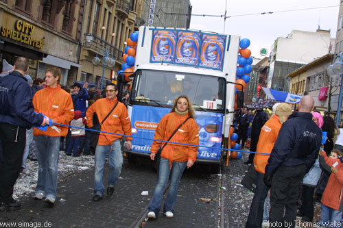 Faschingsumzug in Mannheim am 02.03.2003 - img_8109.jpg - eimage.de - Event Fotos 