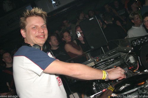 Time Warp 2003 in Mannheim am 05.04.2003 - img_1589.jpg - eimage.de - Event Fotos 