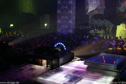 Time Warp 2003 in Mannheim am 05.04.2003 - img_1777.jpg - eimage.de - Event Fotos 