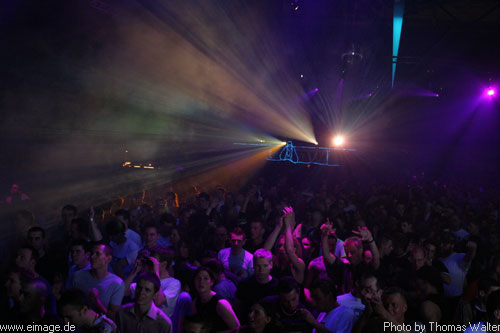 Time Warp 2003 in Mannheim am 05.04.2003 - img_1851.jpg - eimage.de - Event Fotos 