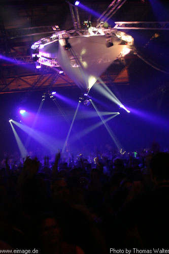 Time Warp 2003 in Mannheim am 05.04.2003 - img_1895.jpg - eimage.de - Event Fotos 