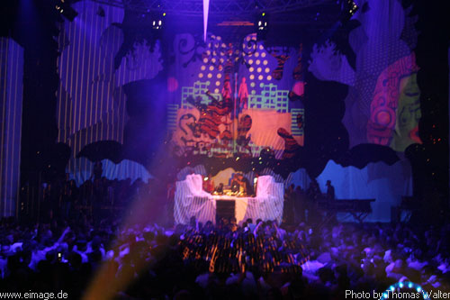 Time Warp 2003 in Mannheim am 05.04.2003 - img_1993.jpg - eimage.de - Event Fotos 