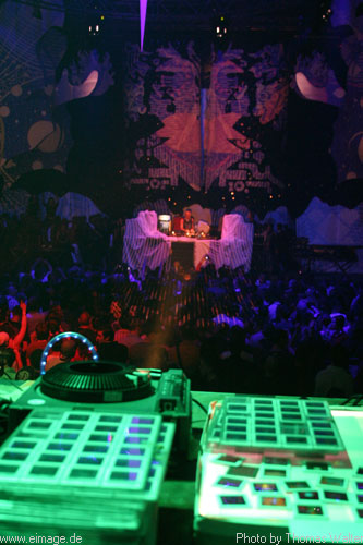 Time Warp 2003 in Mannheim am 05.04.2003 - img_2007.jpg - eimage.de - Event Fotos 