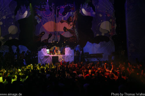 Time Warp 2003 in Mannheim am 05.04.2003 - img_2009.jpg - eimage.de - Event Fotos 