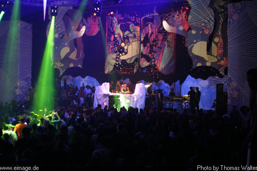 Time Warp 2003 in Mannheim am 05.04.2003 - img_2068.jpg - eimage.de - Event Fotos 