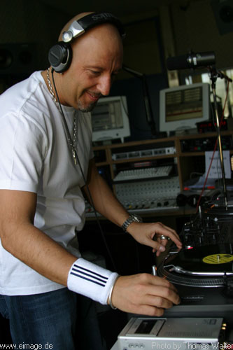 Sunshine-Live Mixmission 03 vom 17. bis 22.04.2003 - img_3859.jpg - eimage.de - Event Fotos 