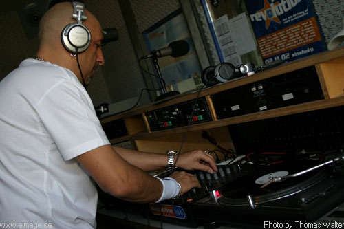Sunshine-Live Mixmission 03 vom 17. bis 22.04.2003 - img_3890.jpg - eimage.de - Event Fotos 