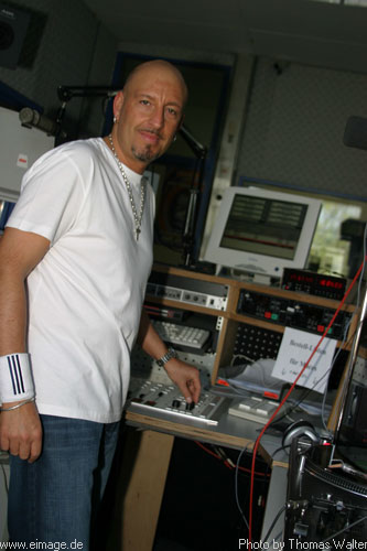 Sunshine-Live Mixmission 03 vom 17. bis 22.04.2003 - img_3901.jpg - eimage.de - Event Fotos 