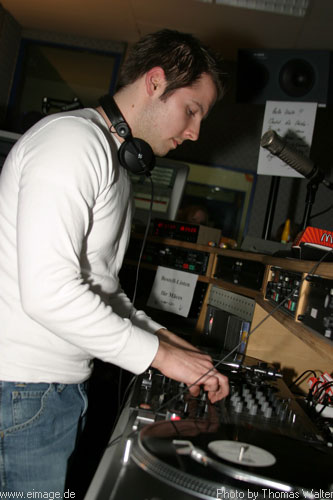Sunshine-Live Mixmission 03 vom 17. bis 22.04.2003 - img_4021.jpg - eimage.de - Event Fotos 
