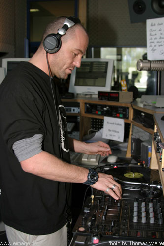 Sunshine-Live Mixmission 03 vom 17. bis 22.04.2003 - img_4059.jpg - eimage.de - Event Fotos 