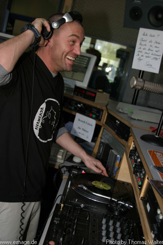 Sunshine-Live Mixmission 03 vom 17. bis 22.04.2003 - img_4068.jpg - eimage.de - Event Fotos 