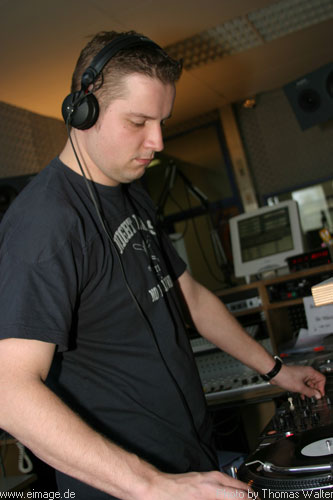 Sunshine-Live Mixmission 03 vom 17. bis 22.04.2003 - img_5134.jpg - eimage.de - Event Fotos 