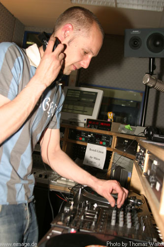 Sunshine-Live Mixmission 03 vom 17. bis 22.04.2003 - img_5140.jpg - eimage.de - Event Fotos 