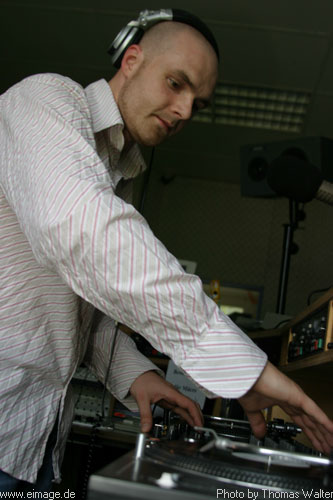 Sunshine-Live Mixmission 03 vom 17. bis 22.04.2003 - img_5220.jpg - eimage.de - Event Fotos 