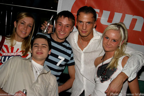 Welcome to the Club am 30.04.2003 - img_7613.jpg - eimage.de - Event Fotos 